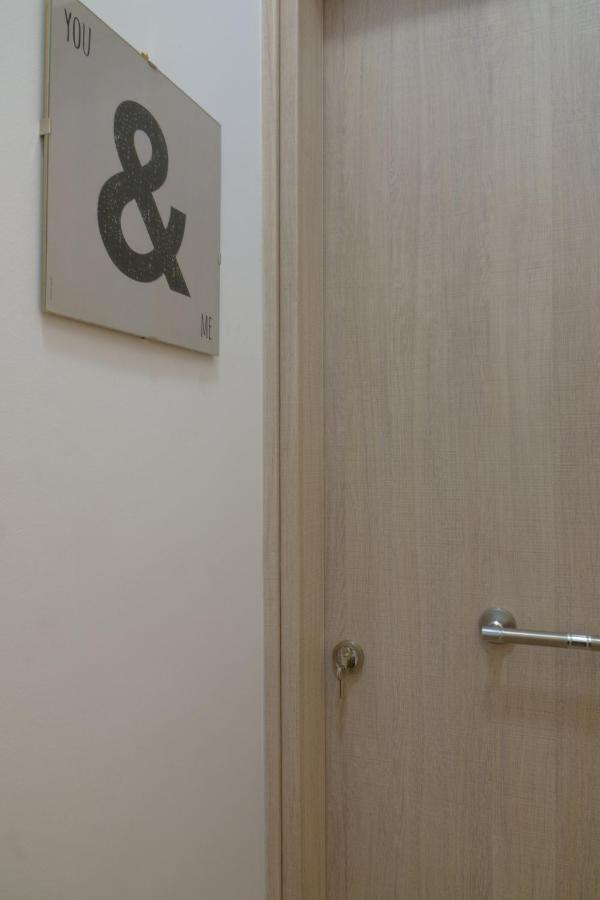 You & Me Cozy Apartments By Zain Athens Exterior photo